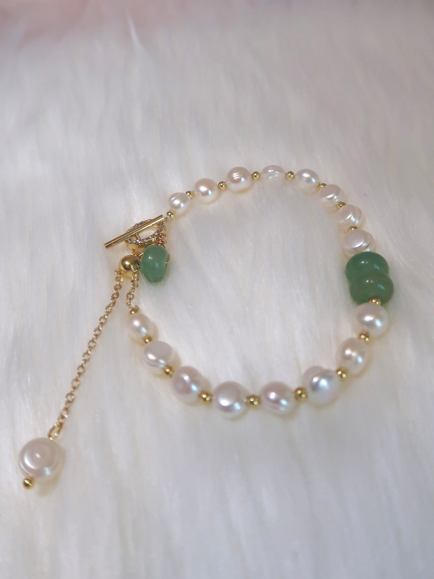 Jade Freshwater Pearl Bracelet