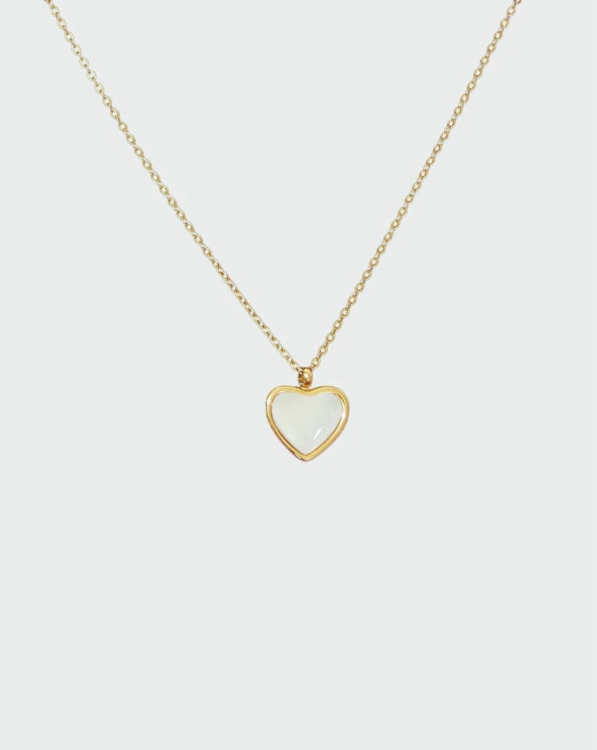 18K Real Gold Plated White Agate Heart Necklace🤍