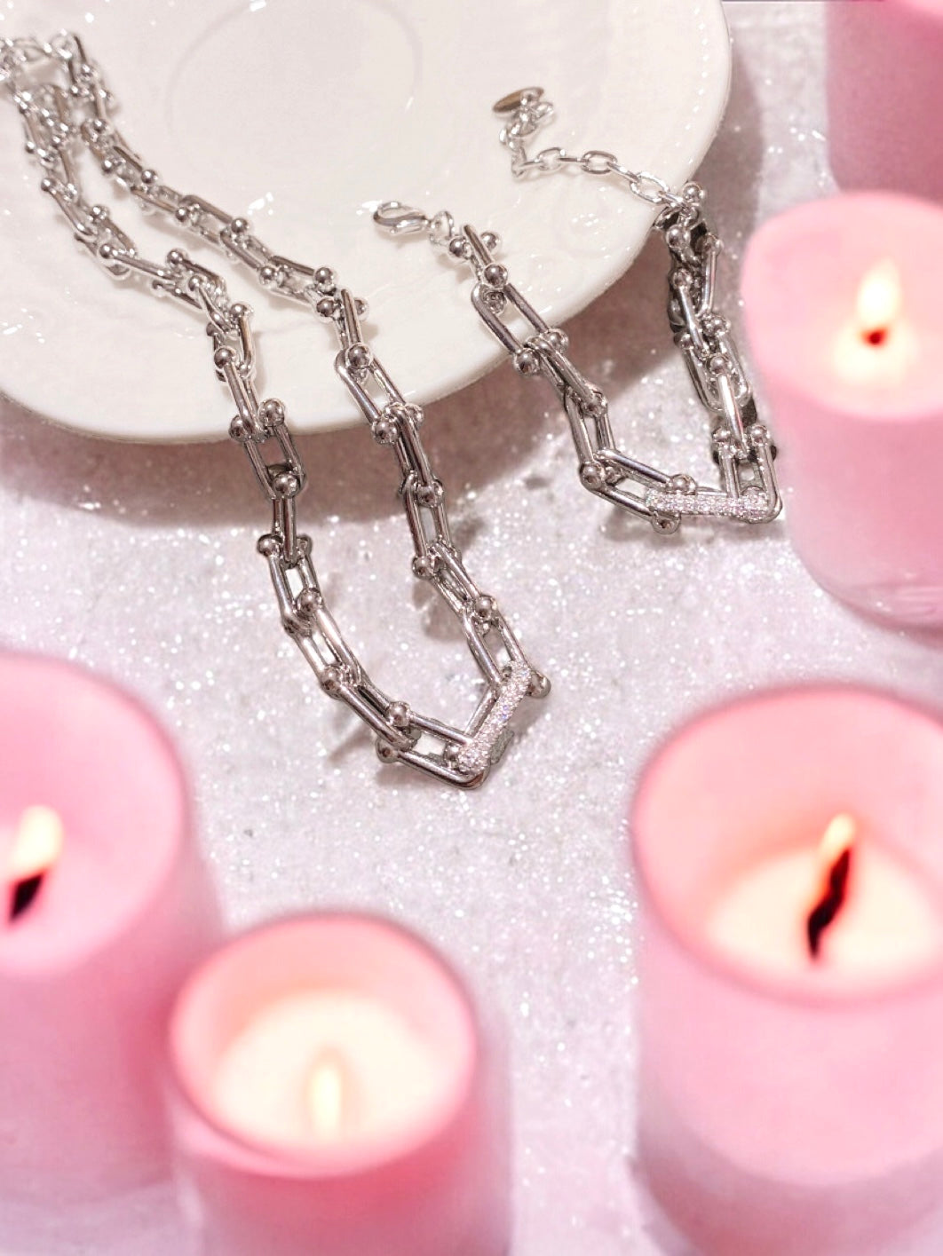 Among Us U Link Necklace