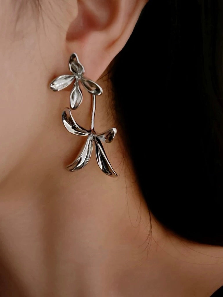 Dancing Flower Earrings