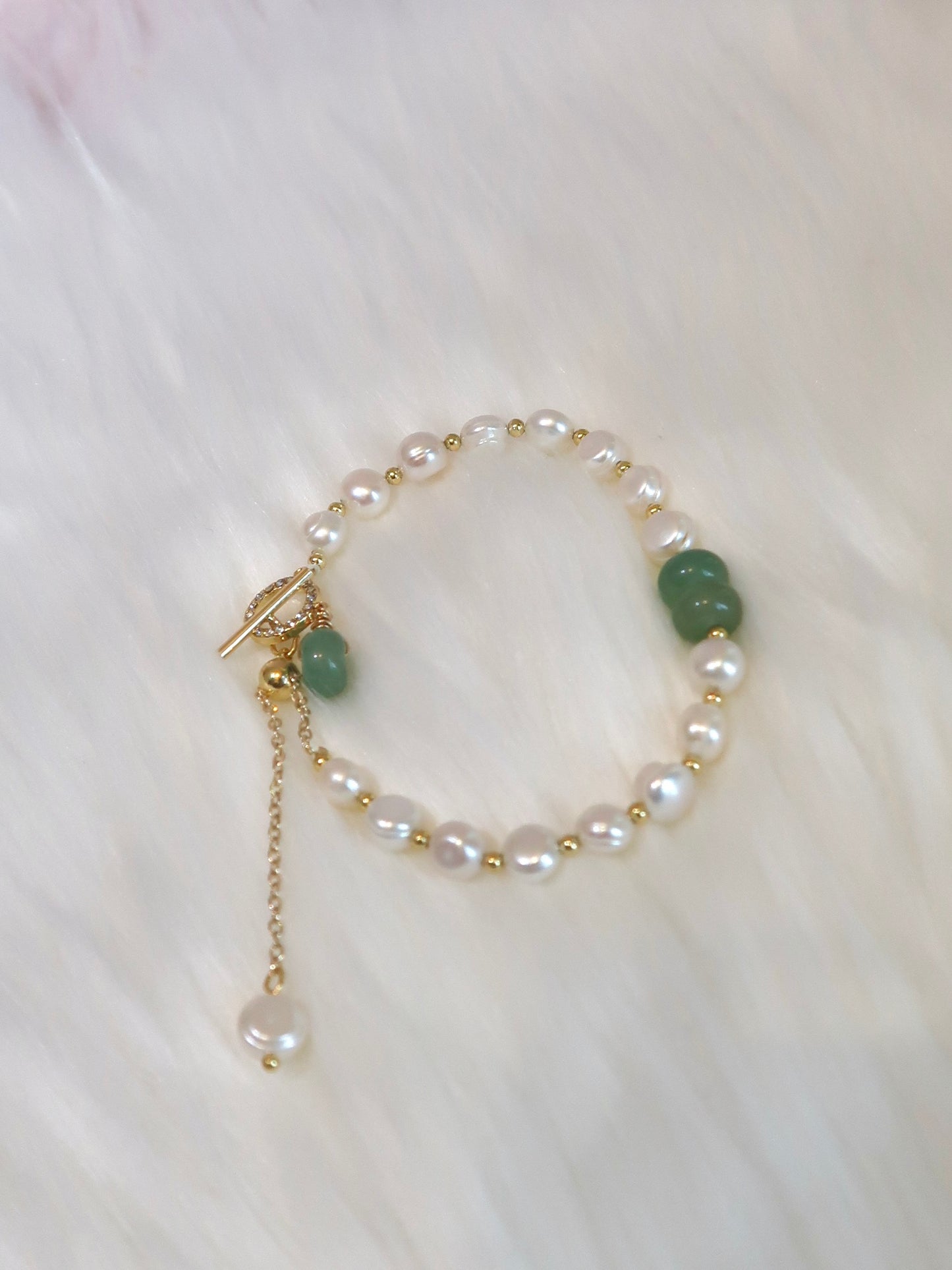 Jade Freshwater Pearl Bracelet